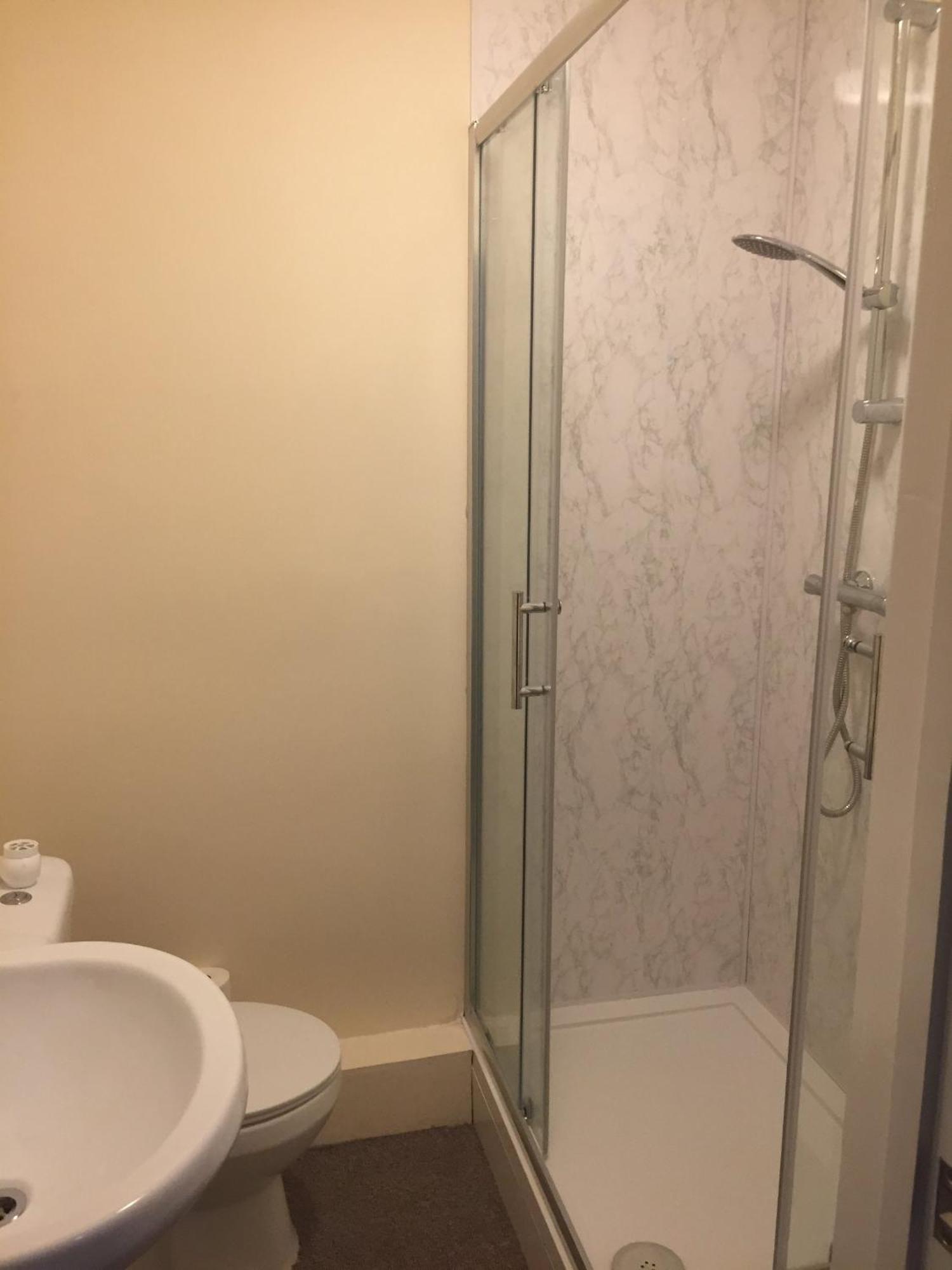 Hogwarts Bed And Continental Breakfast Holiday home Sheerness